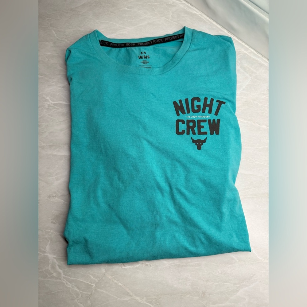 Under Armour T-shirt